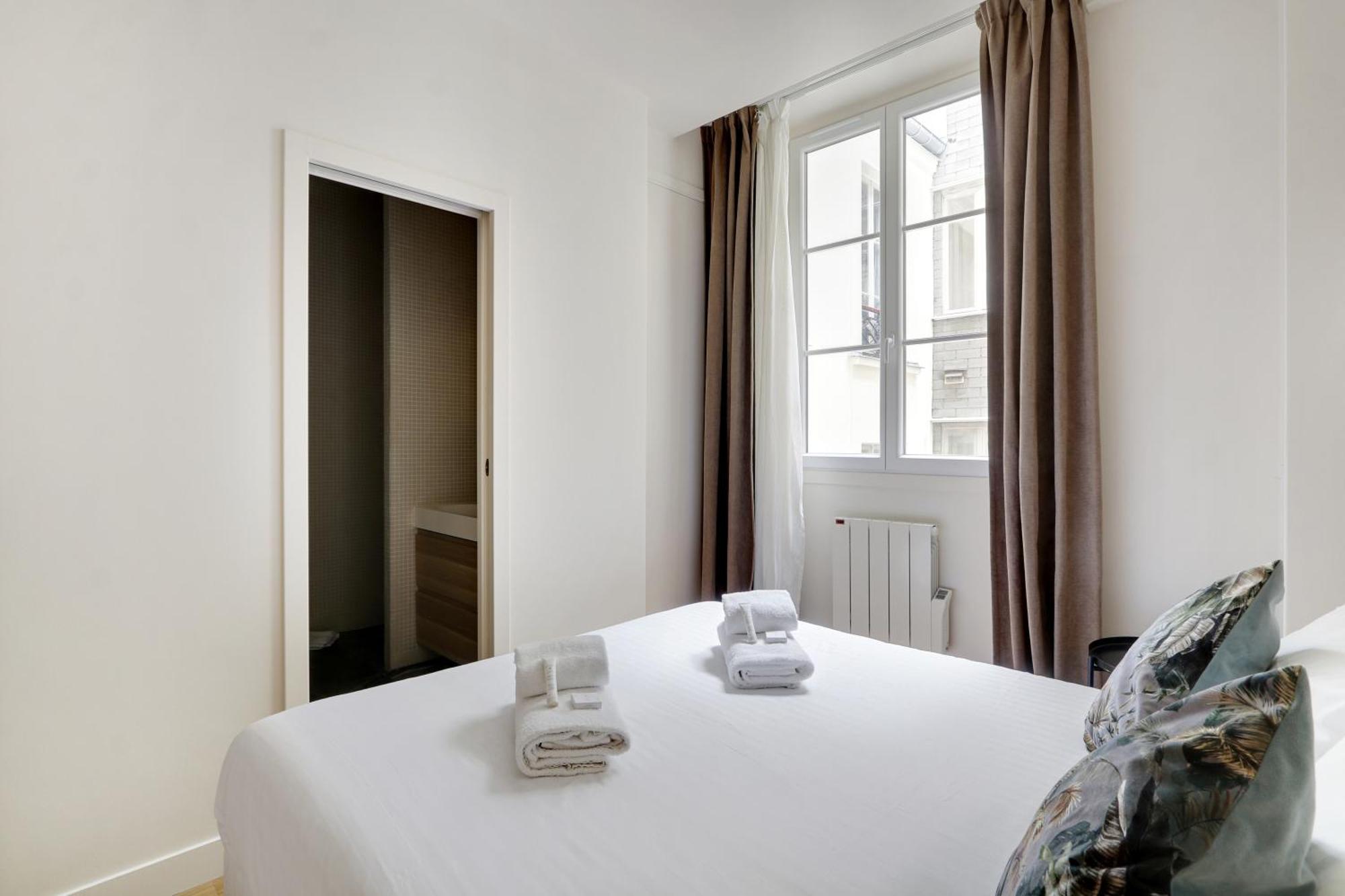 Apartment Pick A Flat's In Madeleine - Rue Tronchet *